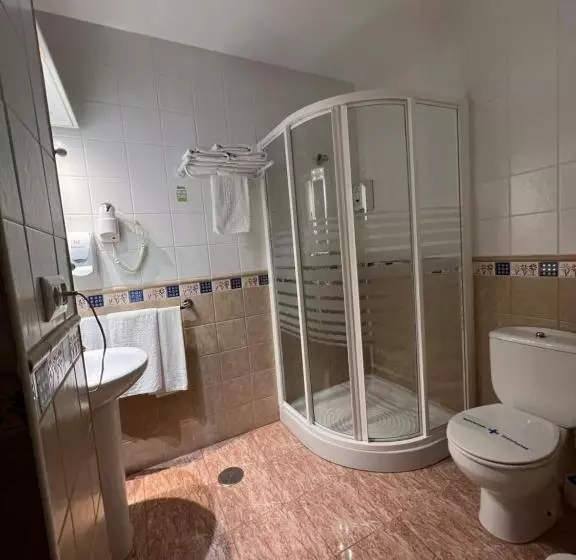 3-Bett-Standardzimmer, Chamizo