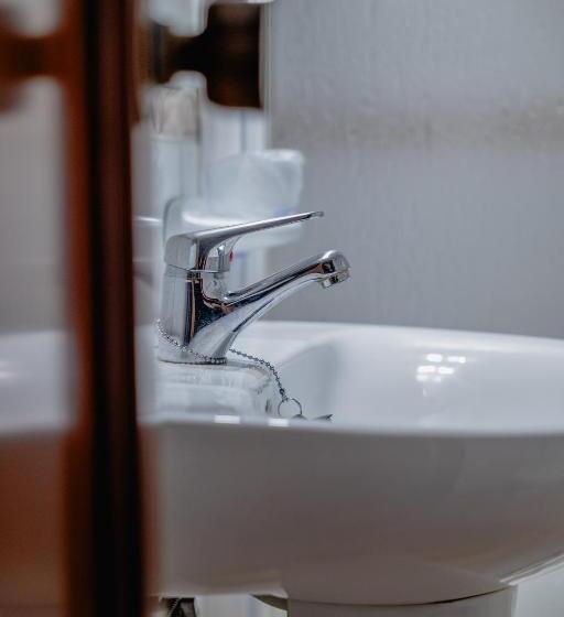 اتاق سوپریور یک تخته, Chamizo