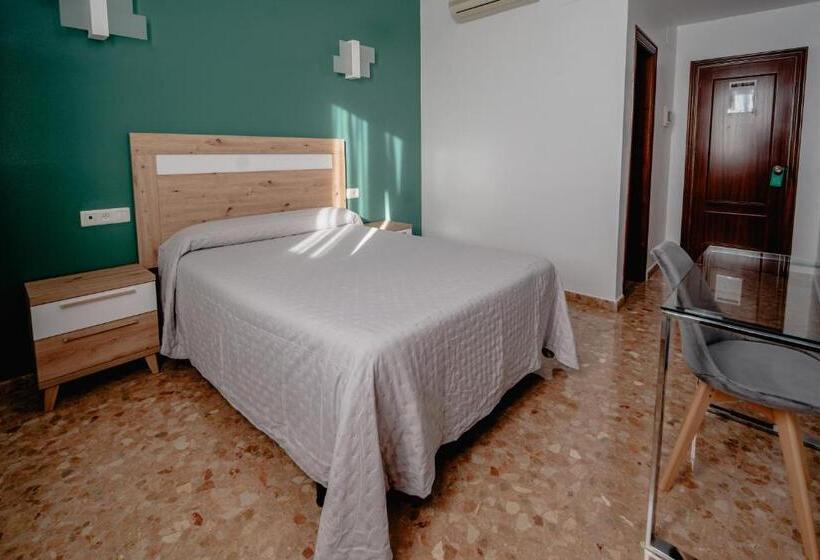 اتاق سوپریور, Chamizo