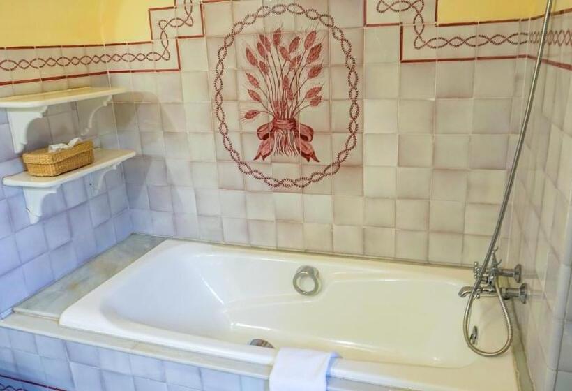 חדר דלוקס, Cortijo El Esparragal