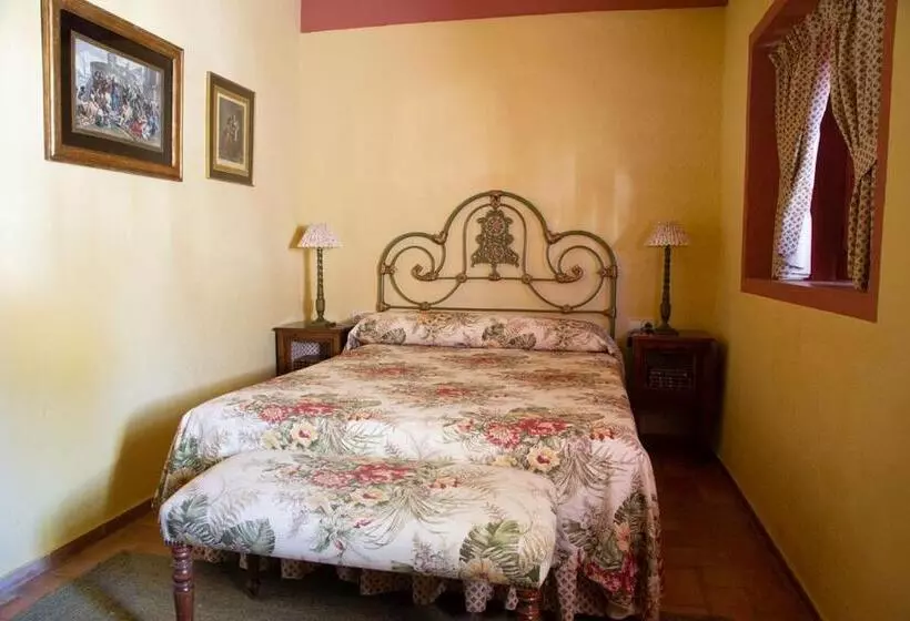 اتاق استاندارد چهار تخته, Cortijo El Esparragal