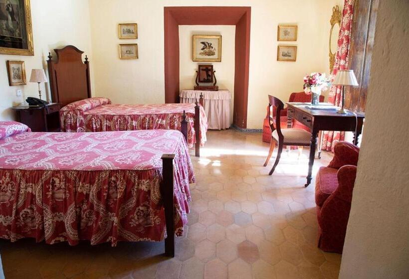 סוויטת ג'וניור, Cortijo El Esparragal