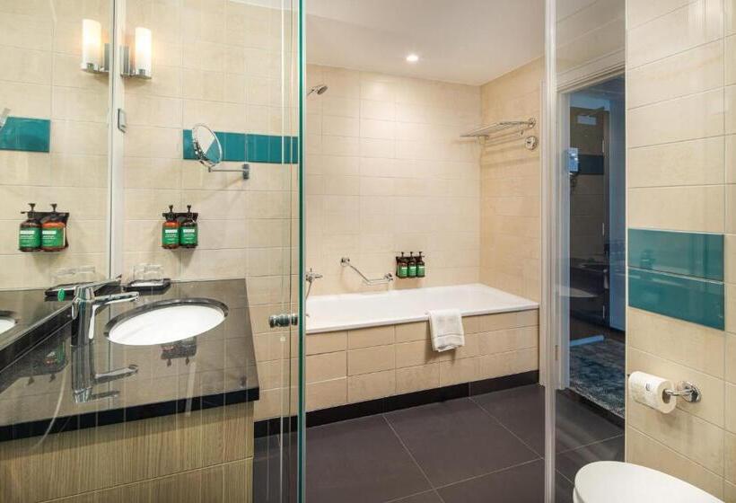 חדר סטנדרט, Crowne Plaza Budapest, An Ihg