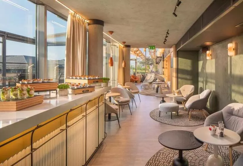 プレミアムルーム, Crowne Plaza Budapest, An Ihg