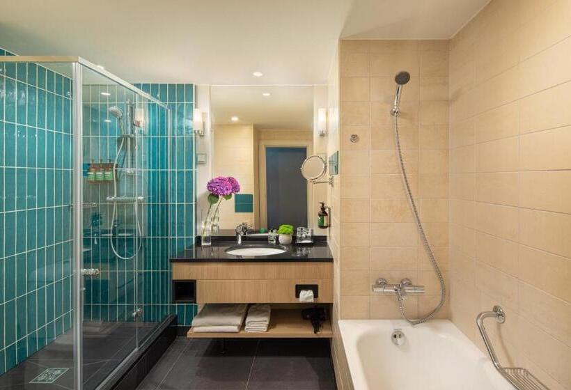 חדר סטנדרט, Crowne Plaza Budapest, An Ihg