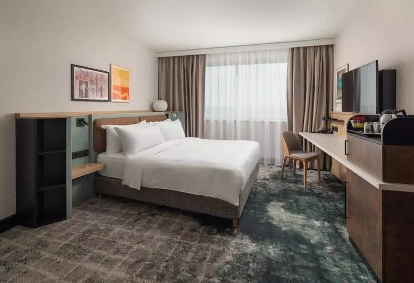 身障者適用スタンダードルーム, Crowne Plaza Budapest, An Ihg