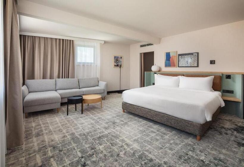 חדר דלוקס, Crowne Plaza Budapest, An Ihg