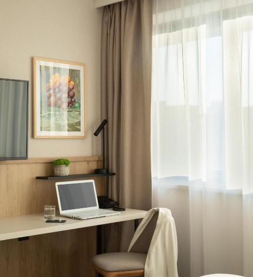패밀리 스위트, Crowne Plaza Budapest, An Ihg