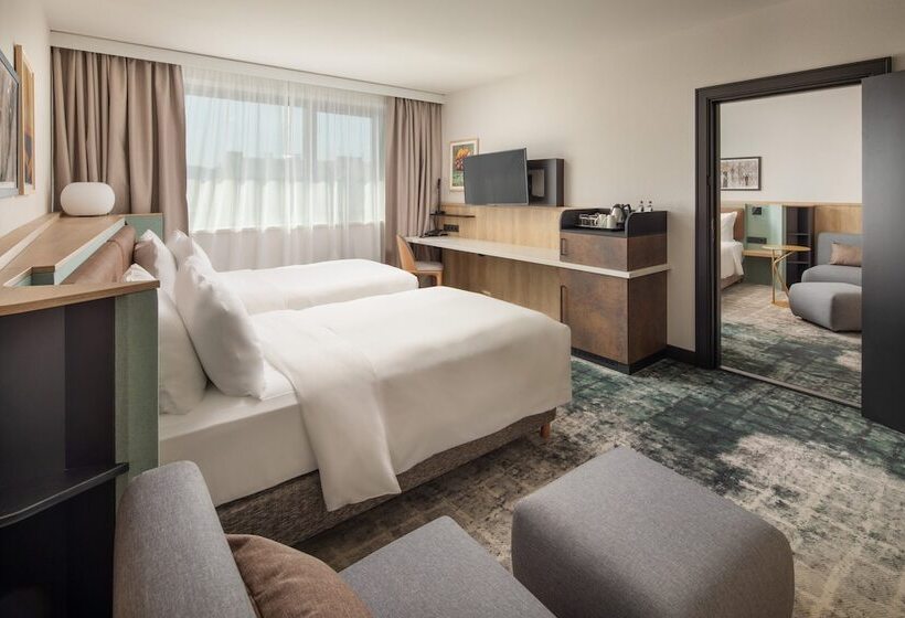 חדר סטנדרט, Crowne Plaza Budapest, An Ihg