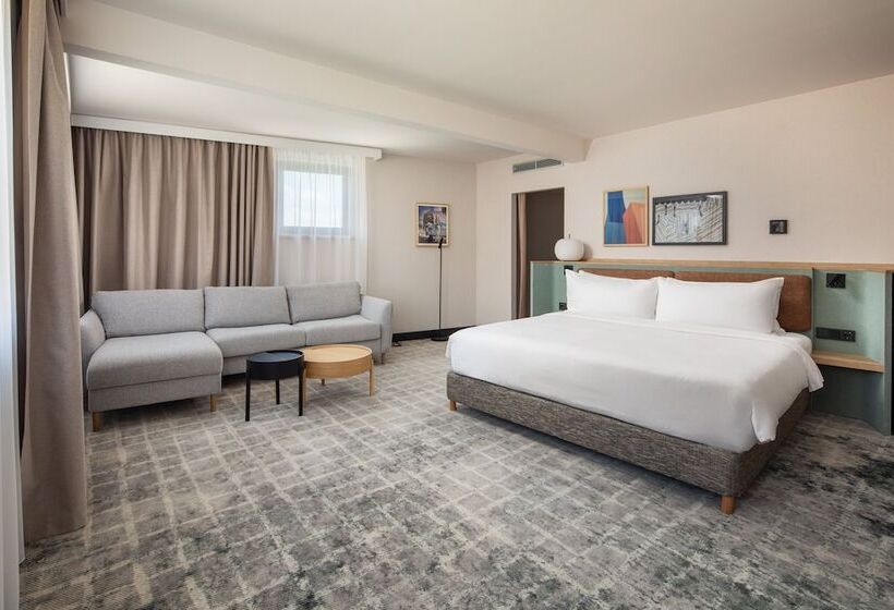 חדר דלוקס, Crowne Plaza Budapest, An Ihg