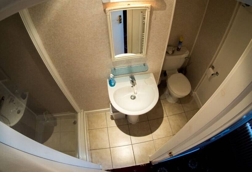 古典房间, Cumberland