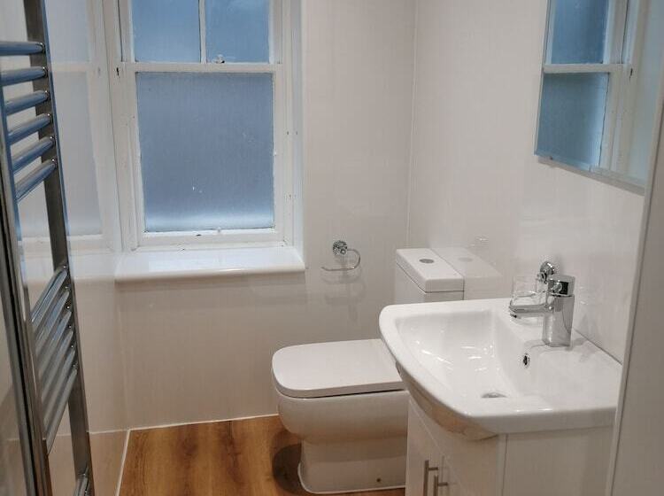 豪华房间, Cumberland