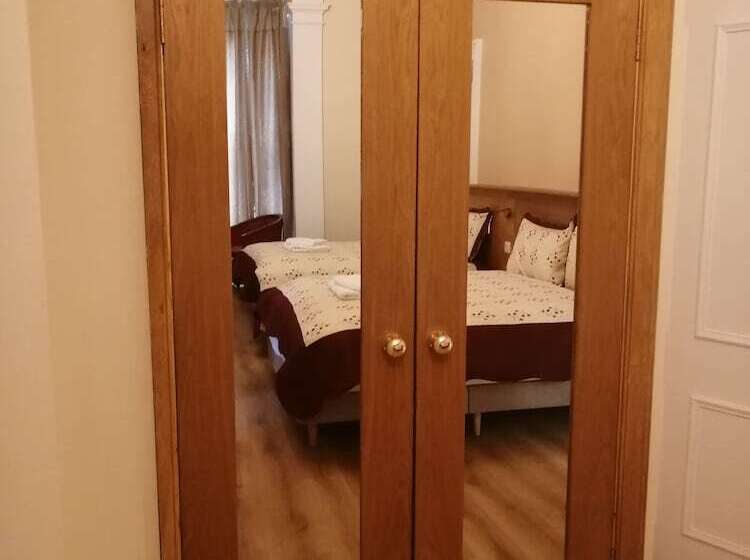 四人豪华间, Cumberland