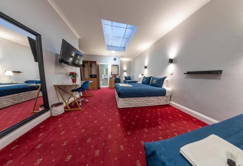 חדר משפחתי, Jubilee Hotel Victoria