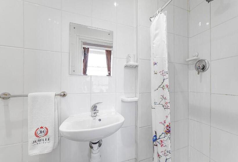 Quarto Triplo Estandar, Jubilee Hotel Victoria