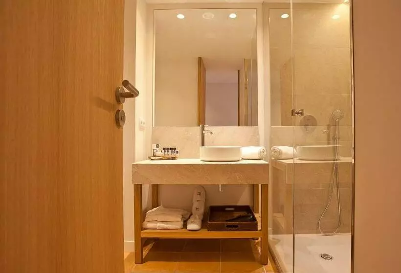 اتاق استاندارد با دسترسی به اسپا, Mon Port Hotel & Spa
