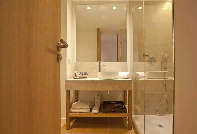 اتاق استاندارد با دسترسی به اسپا, Mon Port Hotel & Spa