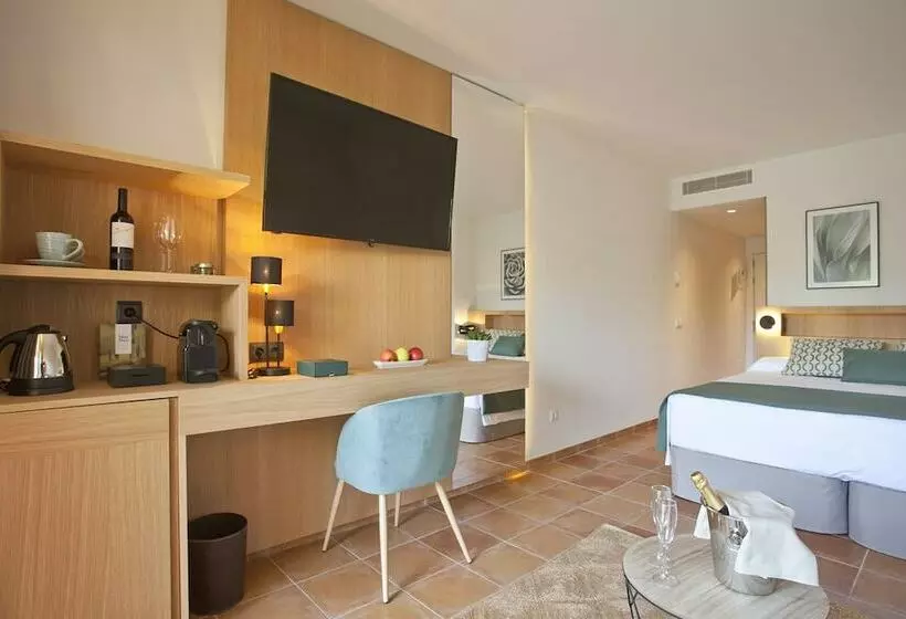 اتاق پرمیوم, Mon Port Hotel & Spa