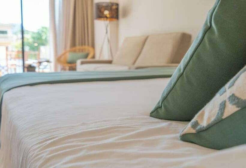 小型套房, Mon Port Hotel & Spa