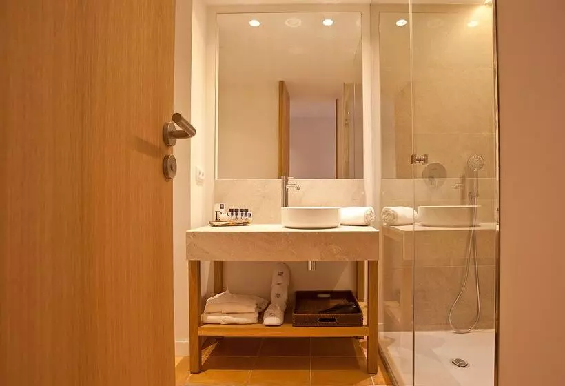 اتاق استاندارد با دسترسی به اسپا, Mon Port Hotel & Spa