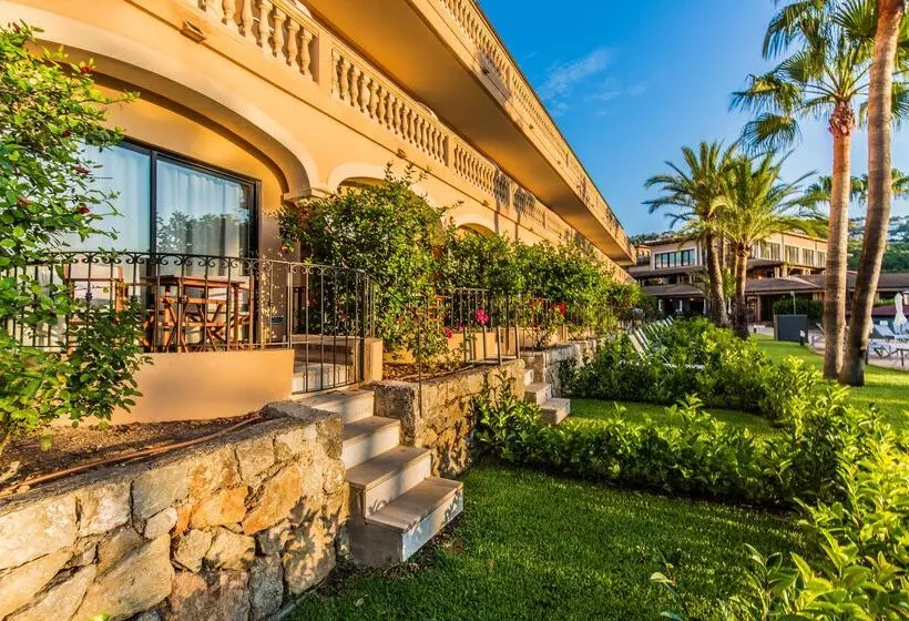 سوییت جونیور, Mon Port Hotel & Spa