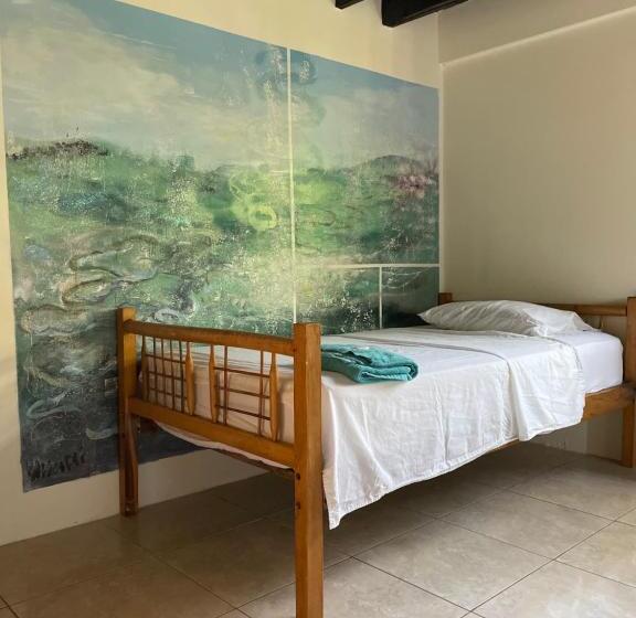 מיטה בחדר משותף, Casa Del Sol