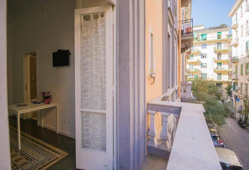 اتاق استاندارد با بالکن, Bed&breakfast Salerno