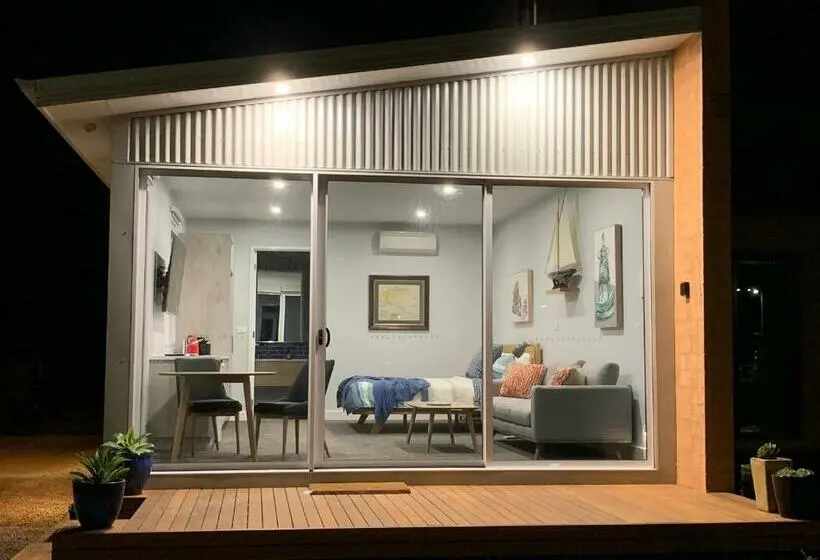 スタンダードスタジオ, Boat Harbour Jetty B&b