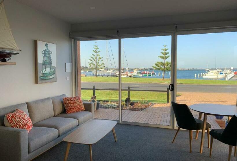 スタンダードスタジオ, Boat Harbour Jetty B&b