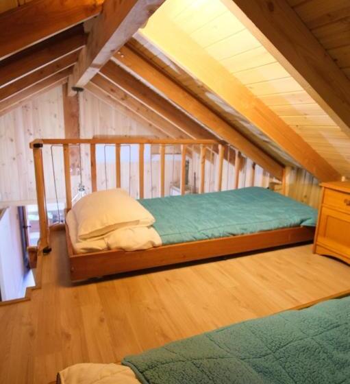 بنجلو قياسى, Casa De Noah Bed & Breakfast