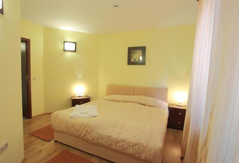 جناح عائلي, Family Hotel Eterno