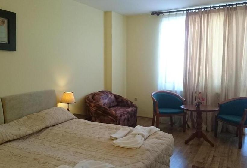 غرفة ديلوكس مزودة بشرفة, Family Hotel Eterno