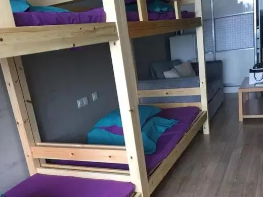 ルームシェアのワンベッド, He&her Youth Hostel