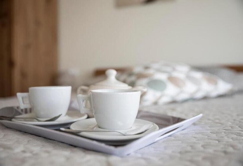 스탠다드 트리플 룸, La Locanda