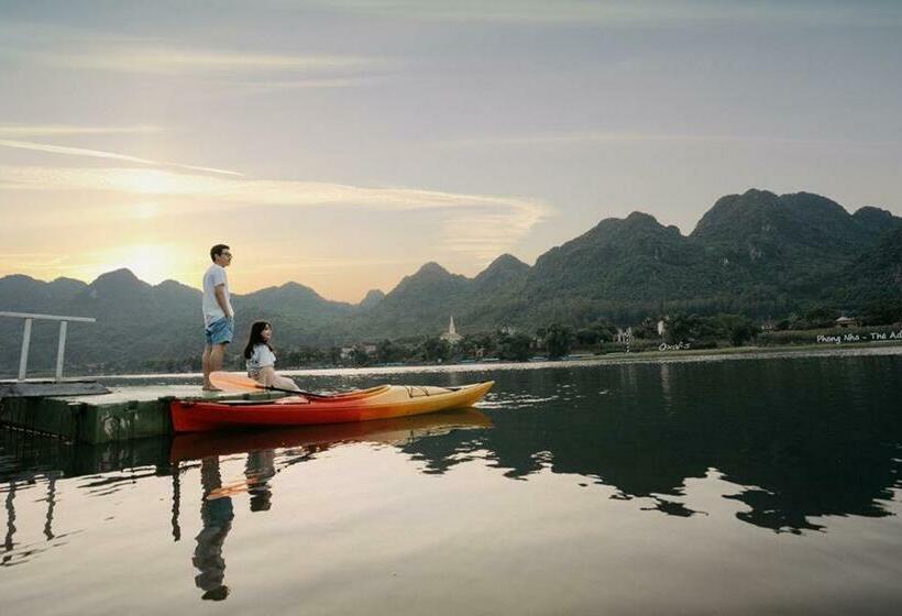 اتاق استاندارد با چشم‌انداز دریاچه, Oxalis Home