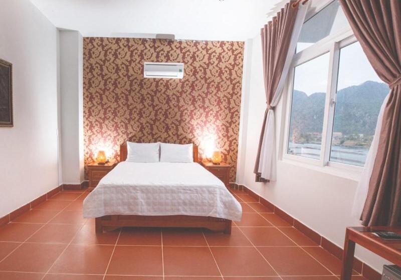 اتاق استاندارد با چشم‌انداز دریاچه, Oxalis Home