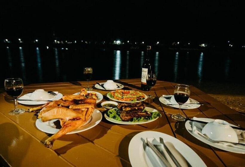 اتاق استاندارد با چشم‌انداز کوهستان, Oxalis Home