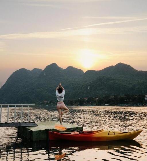 اتاق استاندارد با چشم‌انداز کوهستان, Oxalis Home