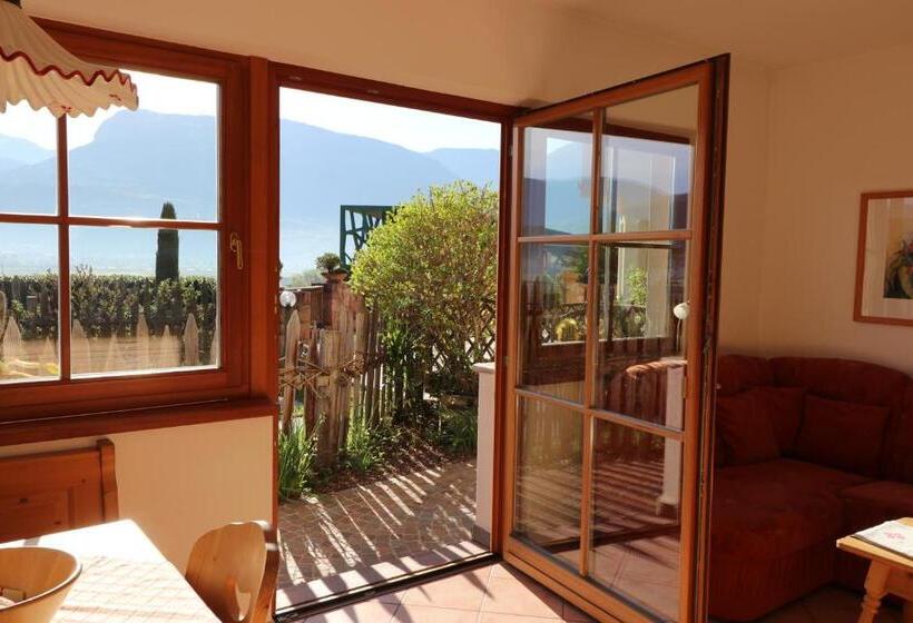 Апартаменты 2 Спальни, Weinberghof