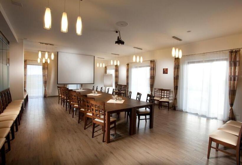 חדר סטנדרט לשלושה, Rodinné Vinařství Skoupil