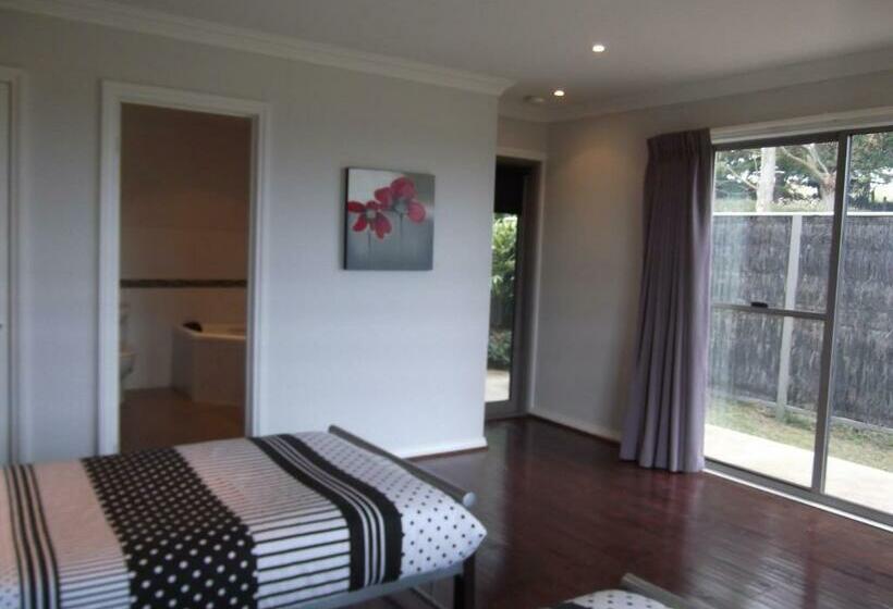 スタンダードインサイドビュールーム, Swan Lake Guest House