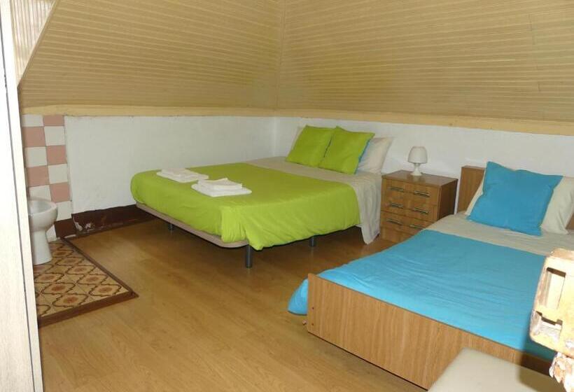 اتاق استاندارد سه تخته با سرویس بهداشتی مشترک, Pensão Santa Cruz