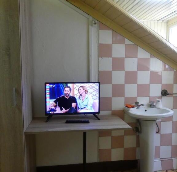 اتاق استاندارد سه تخته با سرویس بهداشتی مشترک, Pensão Santa Cruz