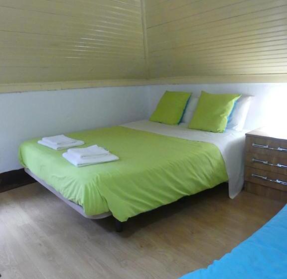 اتاق استاندارد سه تخته با سرویس بهداشتی مشترک, Pensão Santa Cruz