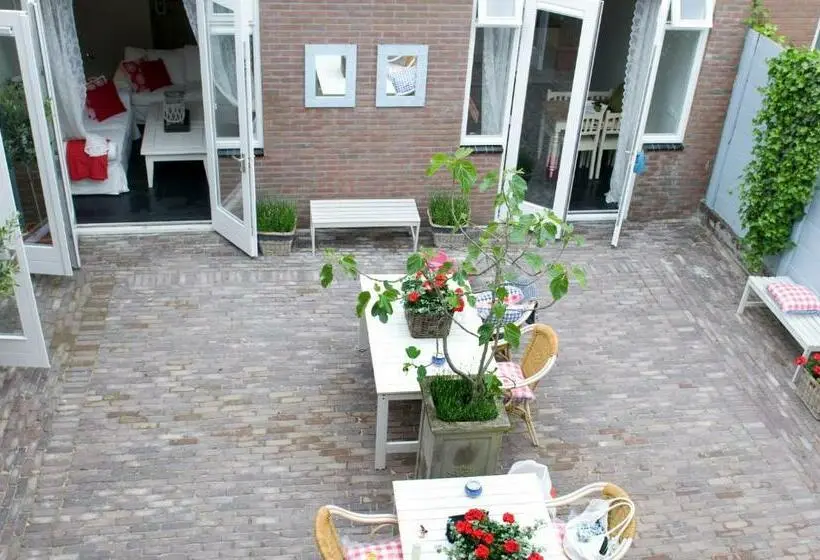 1ベッドルームアパートメント, Steeds Aan Zee
