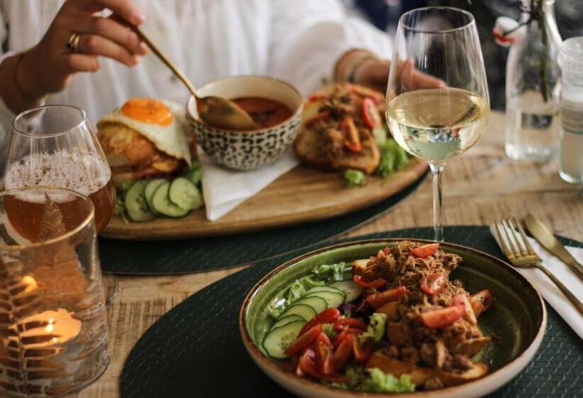 استودیوی استاندارد, Steeds Aan Zee