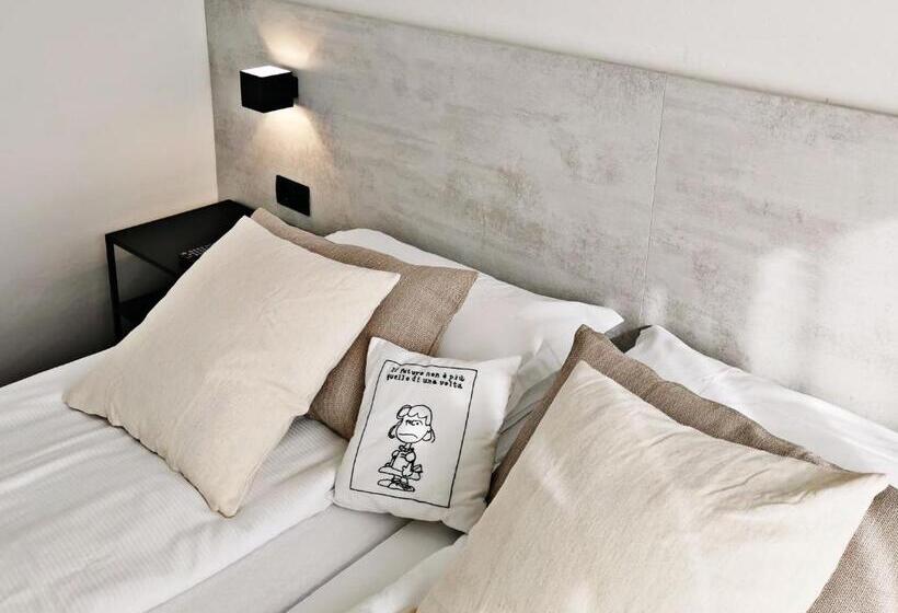 标准间带阳台, Villa Paola B&b