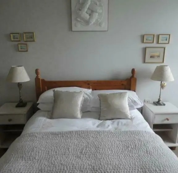 Apartament 1 Dormitori, Rame Barton Guest House And Pottery