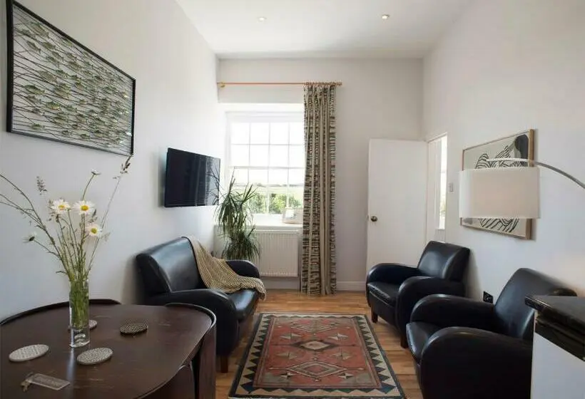 Apartament 1 Dormitori, Rame Barton Guest House And Pottery