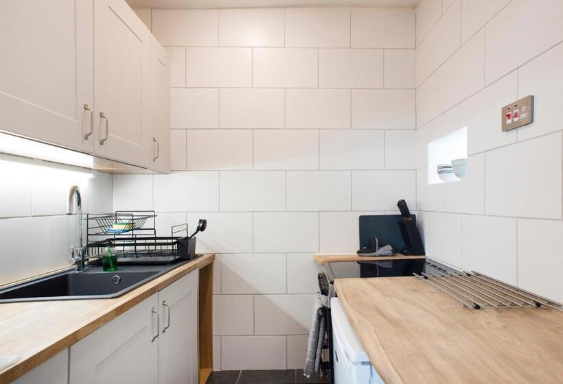 דירת שני חדרים, Rame Barton Guest House And Pottery